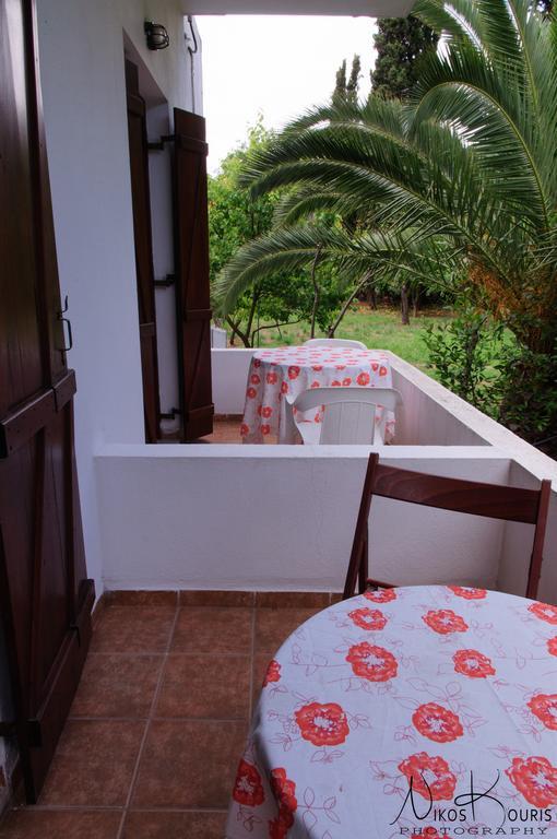 Drivas Apartments Platanias  Esterno foto