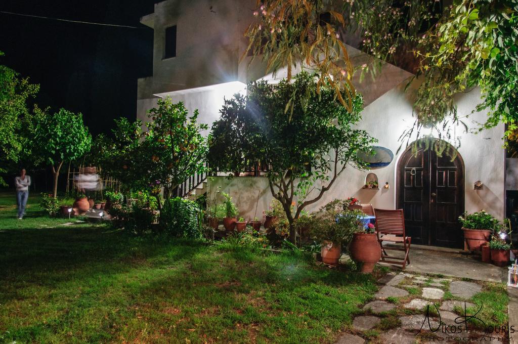 Drivas Apartments Platanias  Esterno foto
