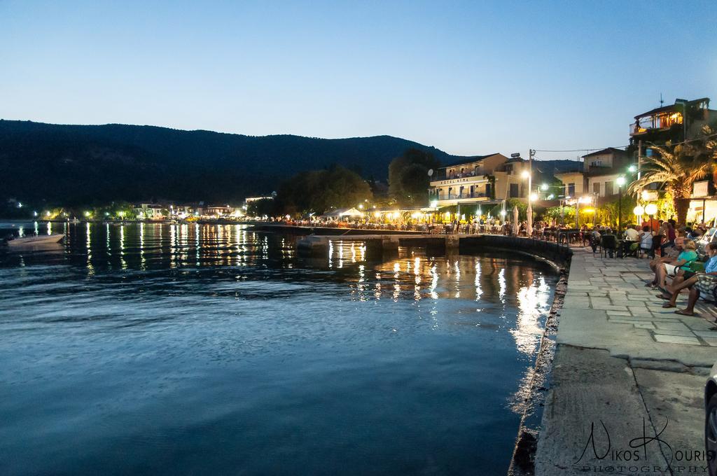 Drivas Apartments Platanias  Esterno foto