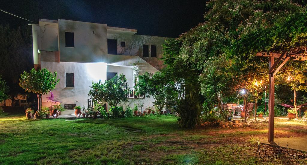 Drivas Apartments Platanias  Esterno foto