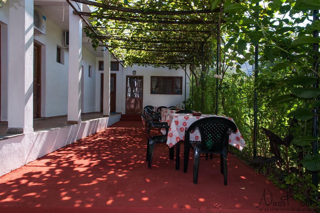 Drivas Apartments Platanias  Esterno foto